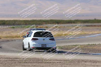 media/Oct-04-2025-OnGrid (Sat) [[44bd565ffa]]/Yellow Group/Grapevine/